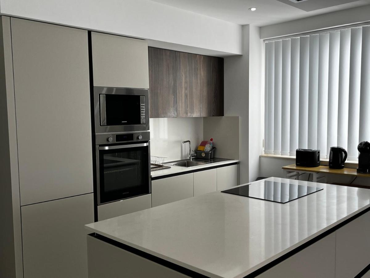 Appartement Stunning Penthouse, 2 Bedroom, Heart Of *